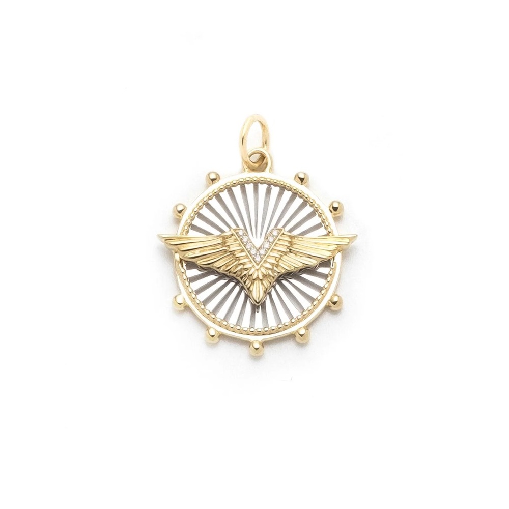 Foundrae Vivacity Medium Medallion